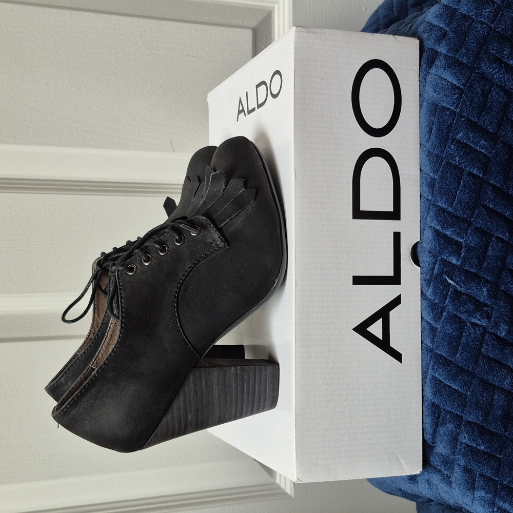 Aldo Bursley Black Leather Block Heel Shoes with Fringe, Size 39, New With Tags